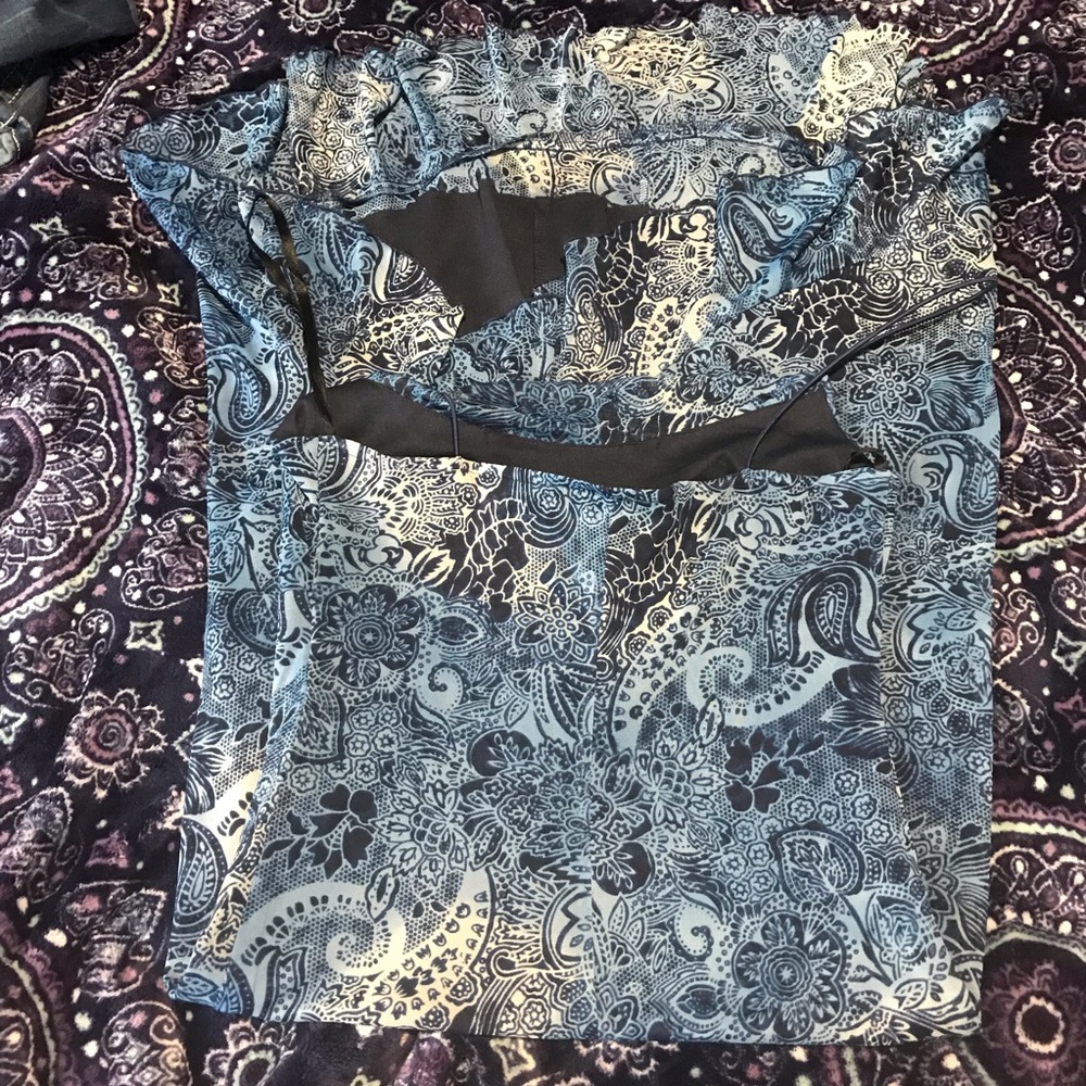 ✨3/$12✨ - Picture 3 of 3